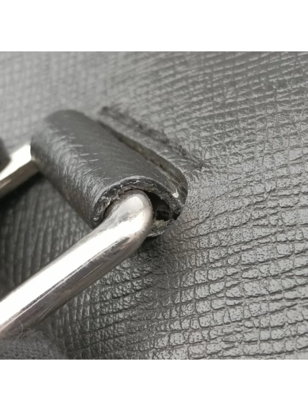 Louis Vuitton Porte Documents Business MM Black Taiga